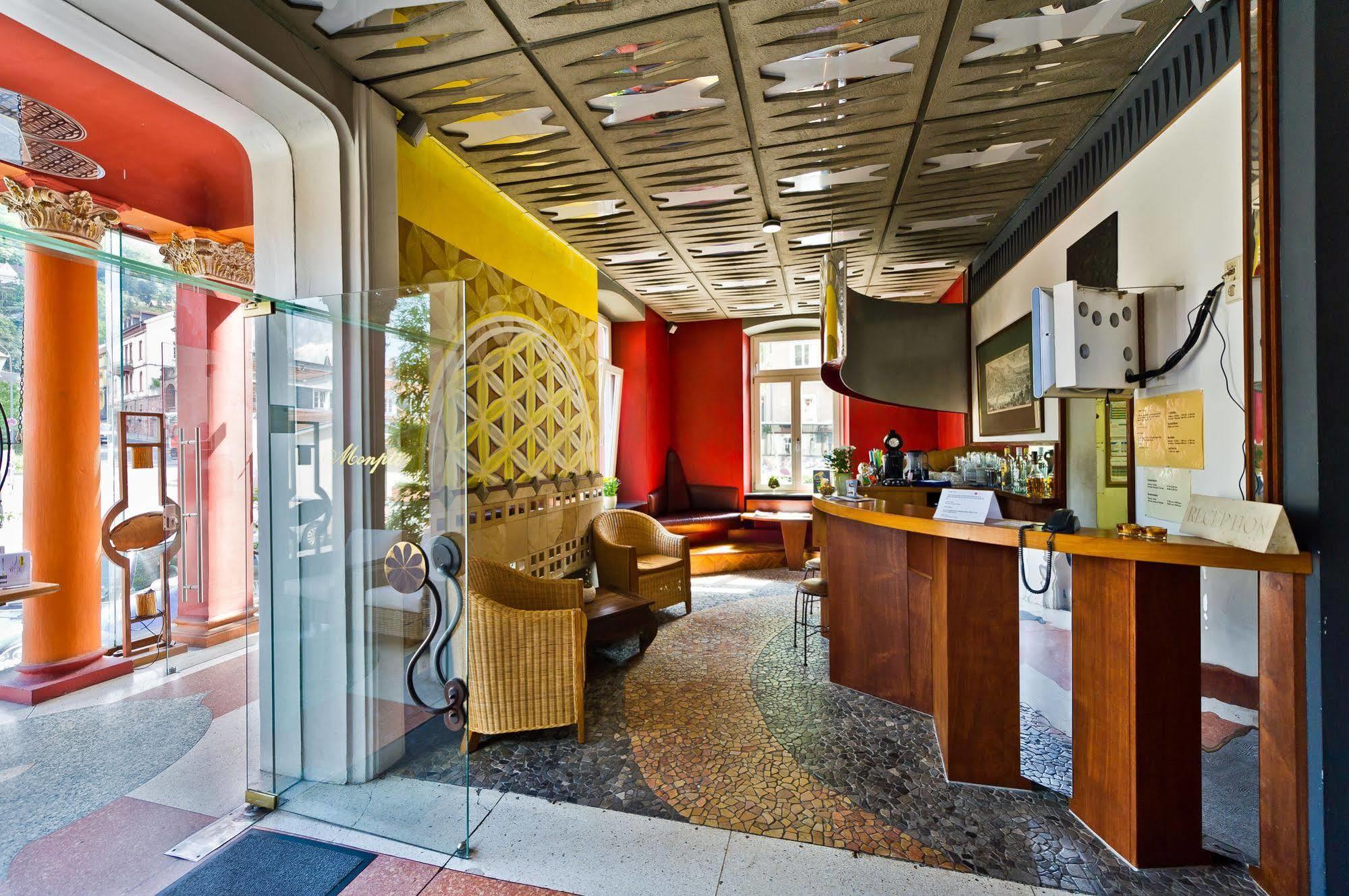 Hotel Monpti Heidelberg Bagian luar foto